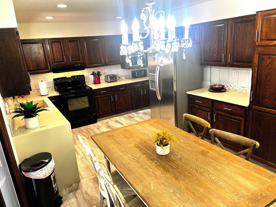 Fully stocked gourmet kitchen