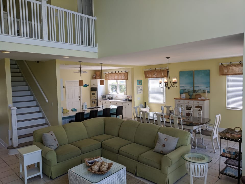Relax in our large open floor plan...great for groups, extra seating, huge kit.