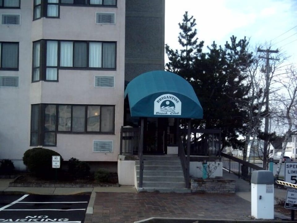 Secured building