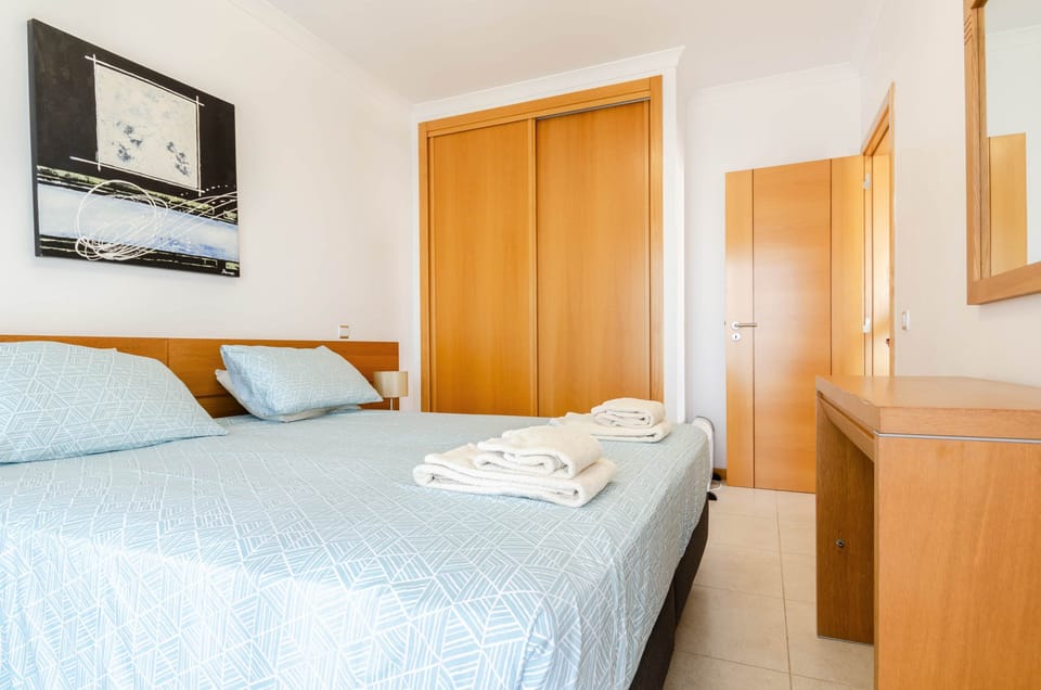 AT02 Bedroom 2