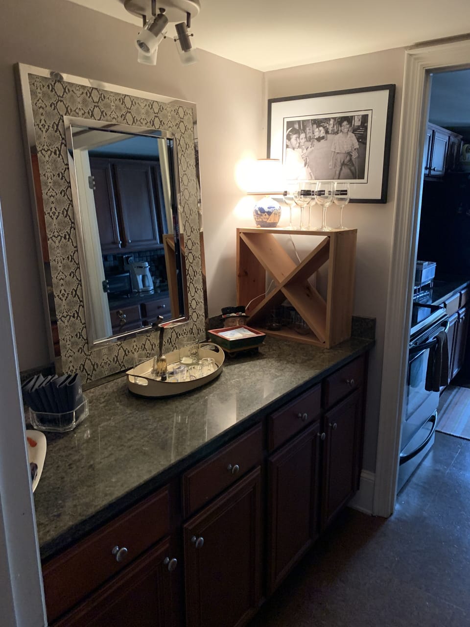 Bar/Serving Area