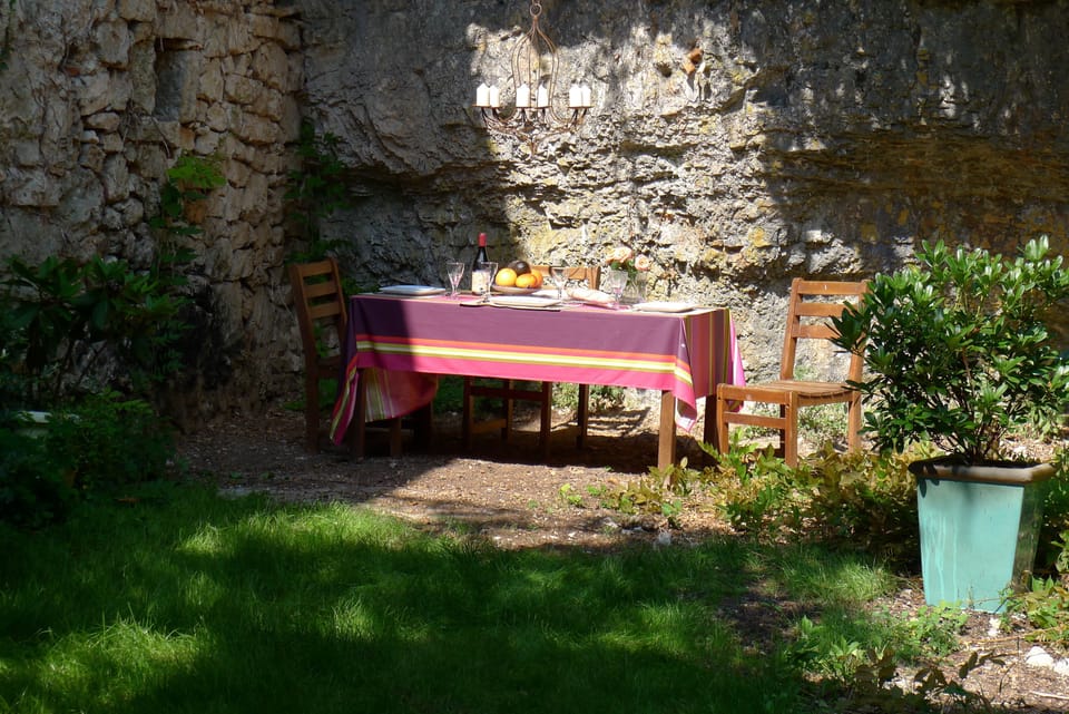 Dejeuner ou diner dans le jardin?