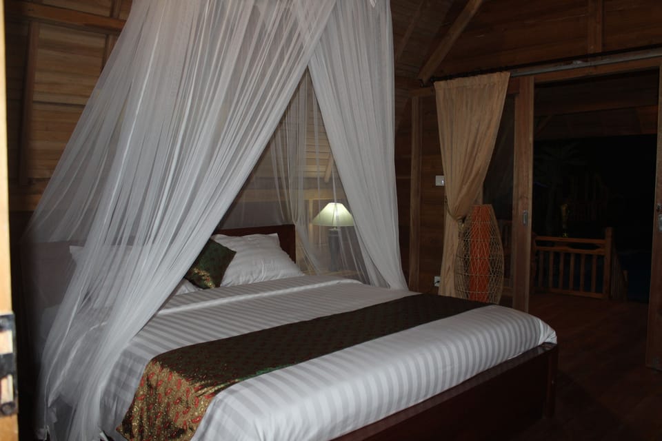 Deluxe Villa, 1 King Bed, Non Smoking | Room amenity
