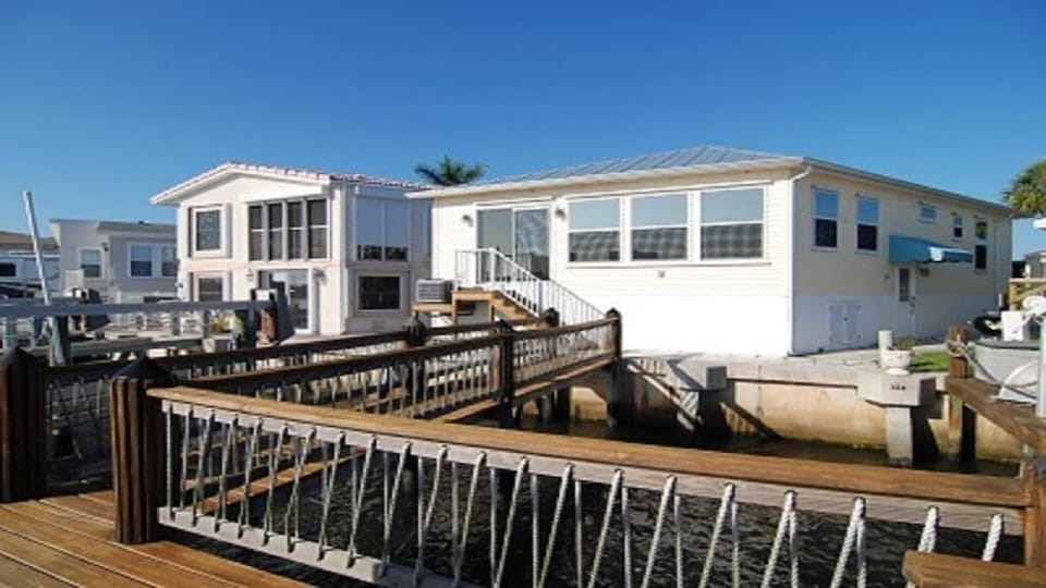 View of the house while sitting on the dock bench...great fishing spot!