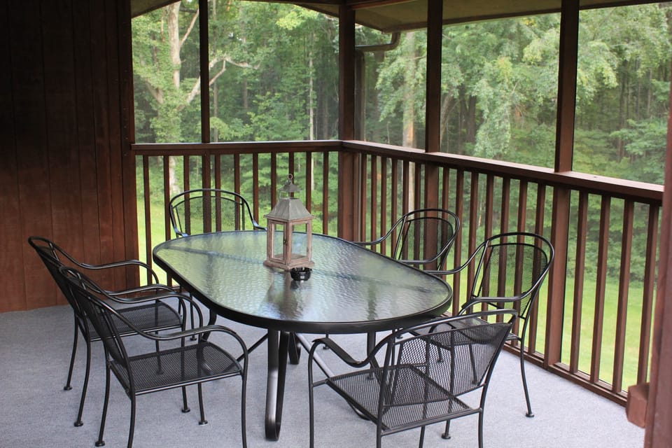 Screen Porch