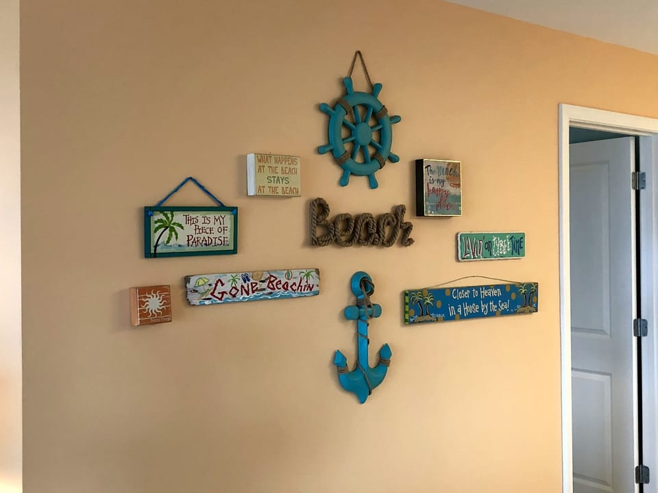 Beachy Wall in Hallway!
