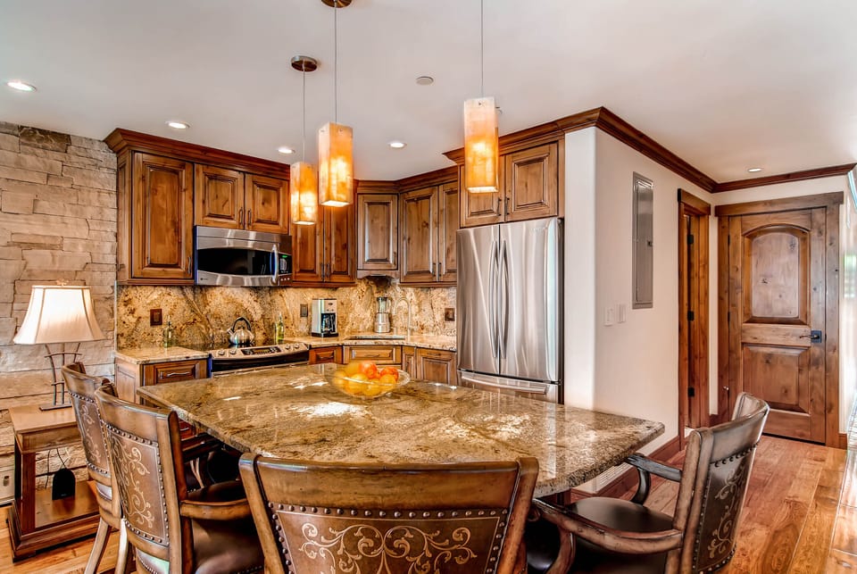 Kitchen/dining