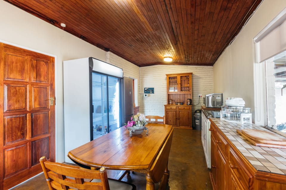 Boulders- Self Catering Family Cottage | Private kitchen