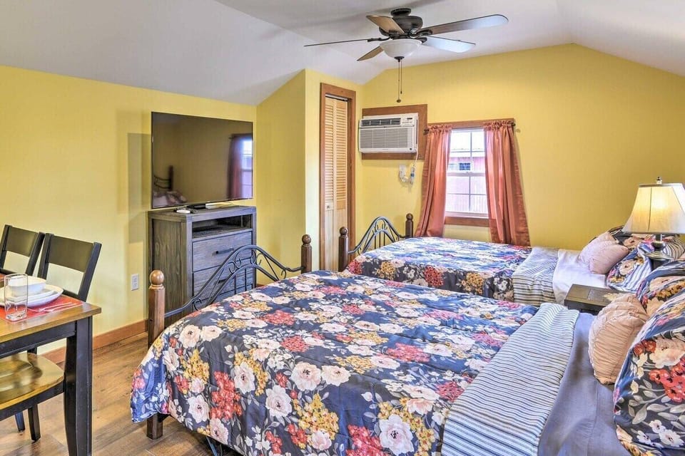 Cuddle up in one of the 2 queen beds for a sound night's sleep.