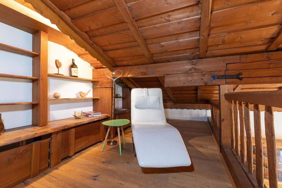 Superior Chalet, Multiple Beds, Non Smoking, Mountain View | Living area | Flat-screen TV, fireplace