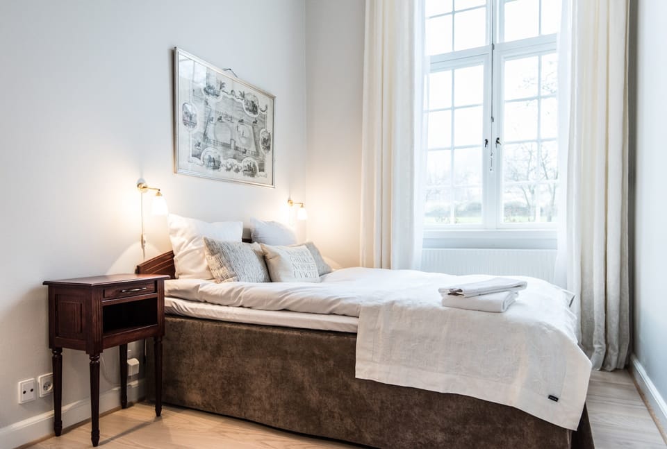 Standard Double Room | Premium bedding, individually decorated, individually furnished, desk