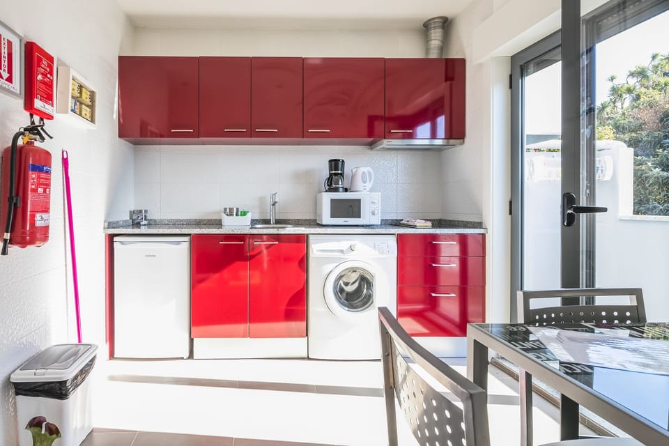 Apartment, 1 Bedroom, Balcony | Private kitchen | Fridge, microwave, stovetop, coffee/tea maker