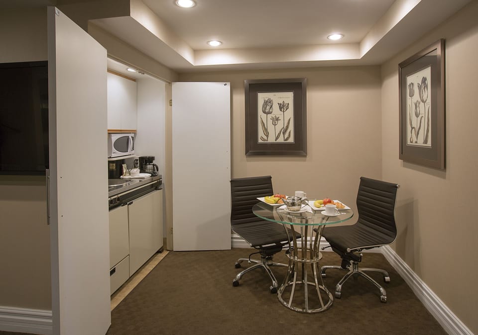 Private kitchenette