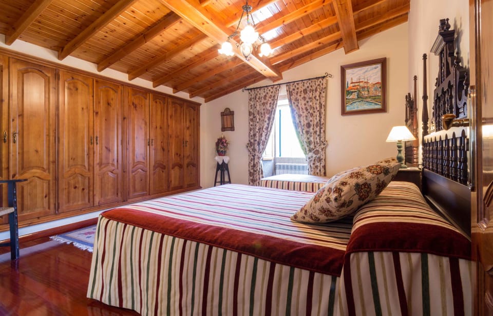 Premium bedding, pillowtop beds, individually decorated, blackout drapes