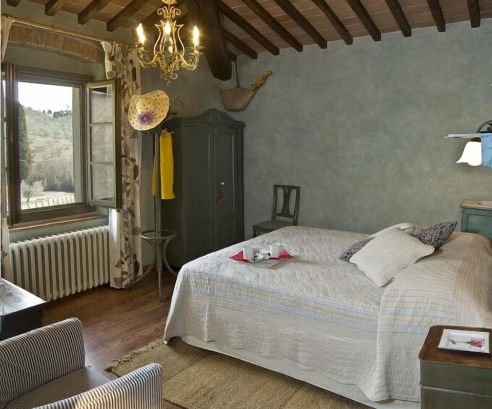 Apartment, 3 Bedrooms, Fireplace, Tower | Desk, rollaway beds, free WiFi, bed sheets