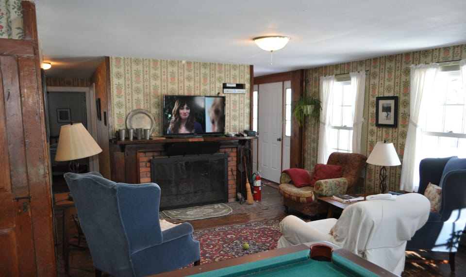living room
