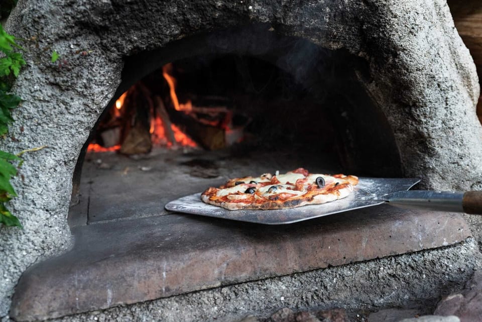 Wood fired Pizza