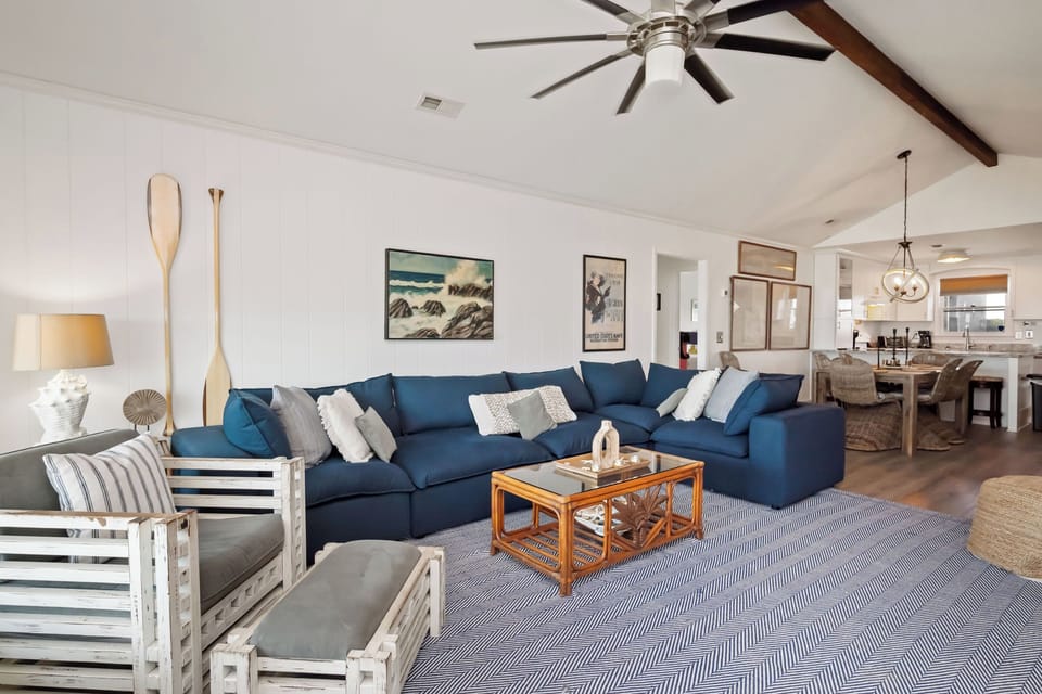 Living Room - South