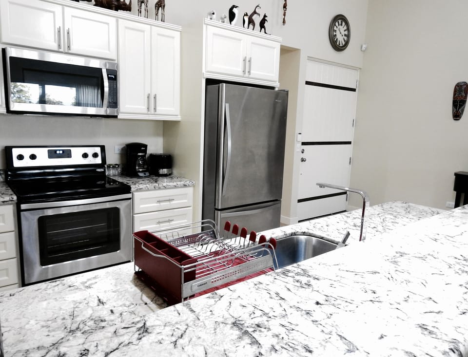 Fully equipped kitchen for your cooking needs!