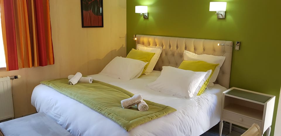Comfort Room | Desk, soundproofing, free WiFi, bed sheets