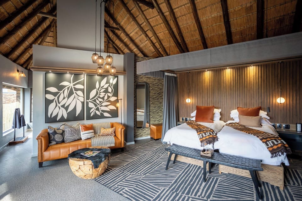 Family Suite | Premium bedding, minibar, in-room safe, desk