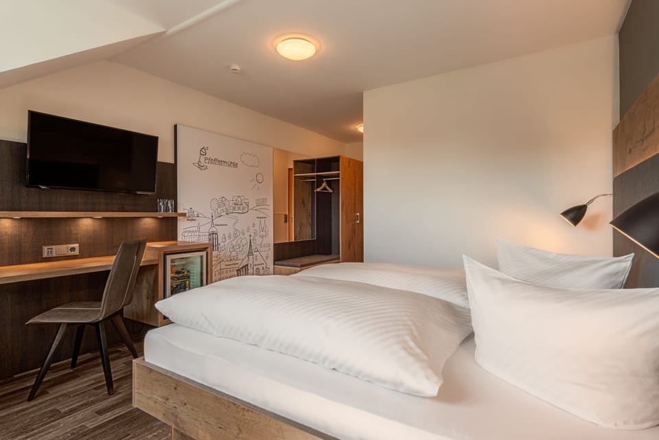Superior Double Room | In-room safe, desk, laptop workspace, blackout drapes