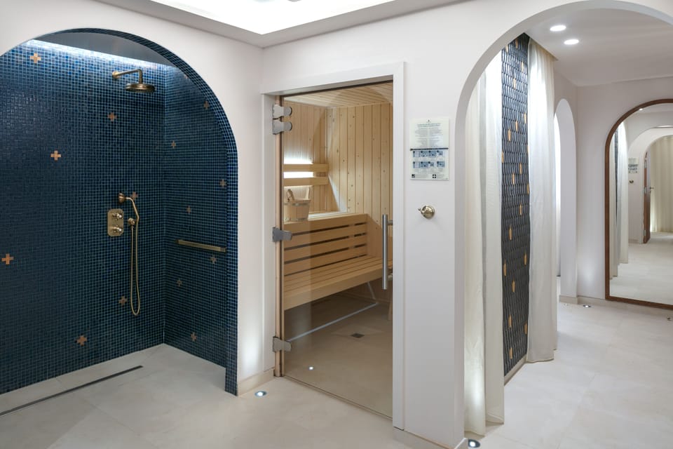 Sauna, steam room, deep-tissue massages, sports massages, massages
