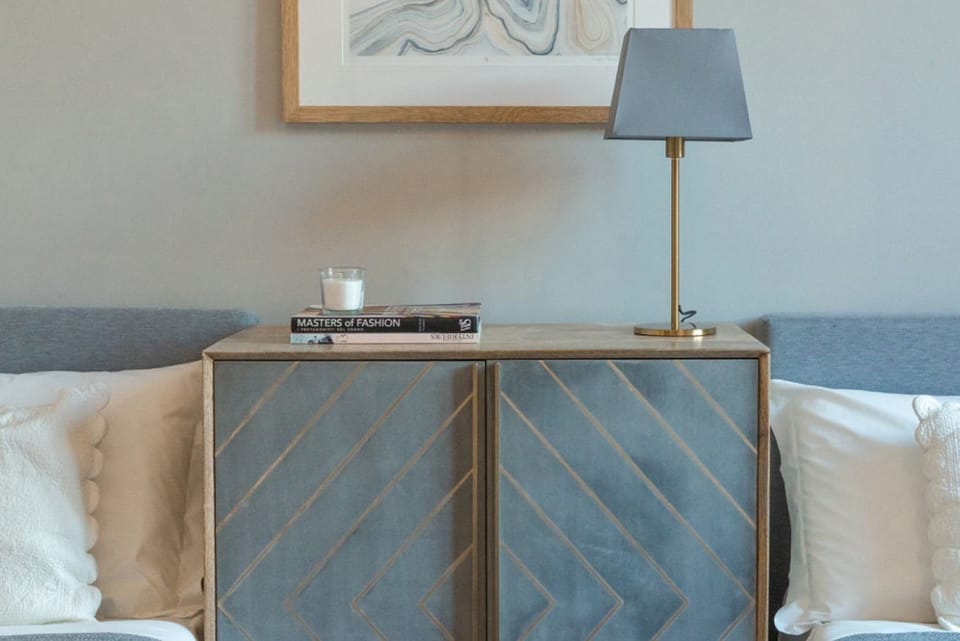 Apartment, 2 Bedrooms | Room amenity