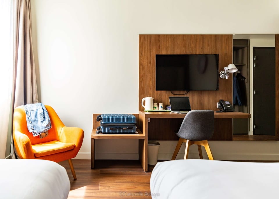 Standard Room, Multiple Beds | Room amenity