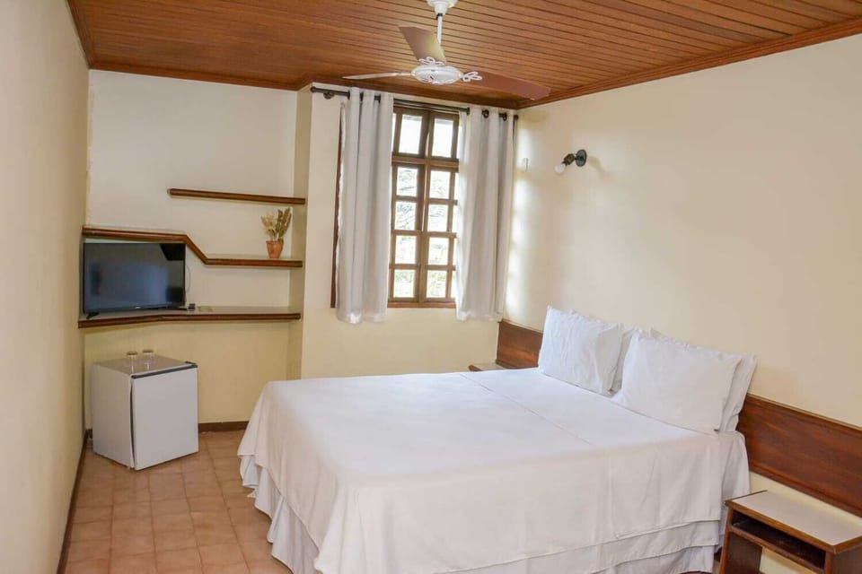 Standard Room | Minibar, blackout drapes, free WiFi, bed sheets