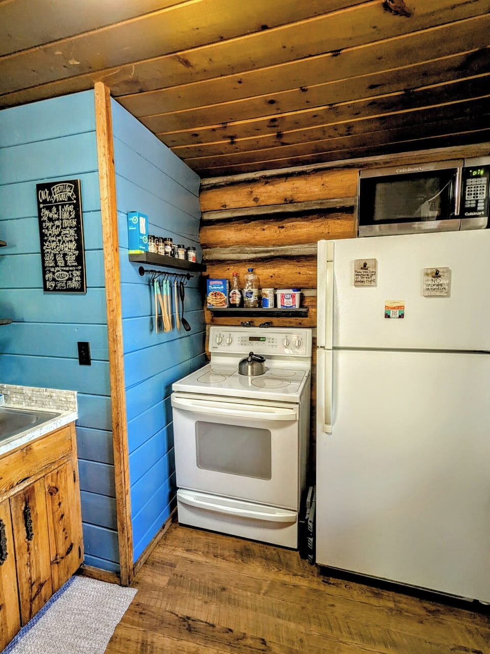 Stove and Fridge
