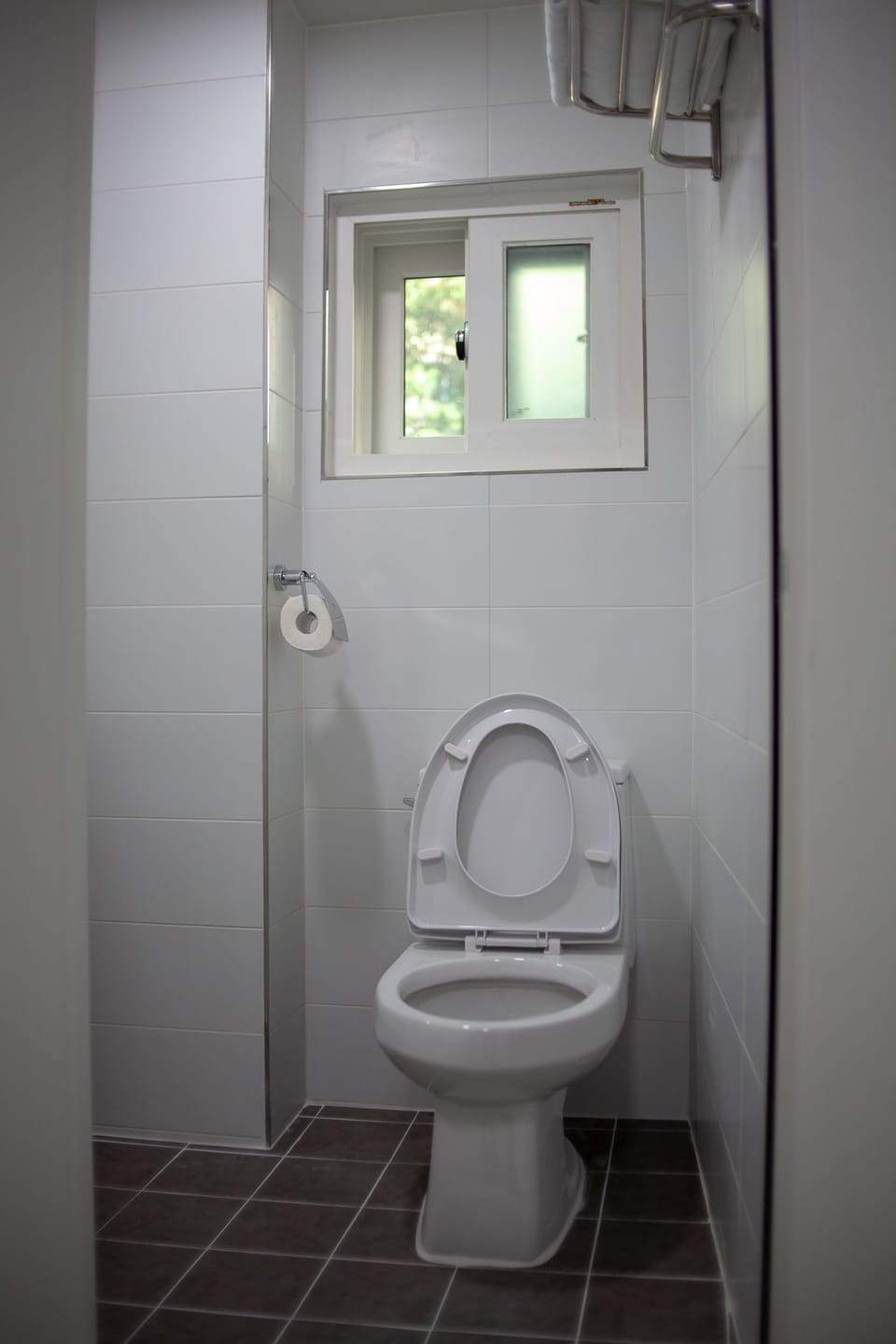 Shower, free toiletries, hair dryer, slippers
