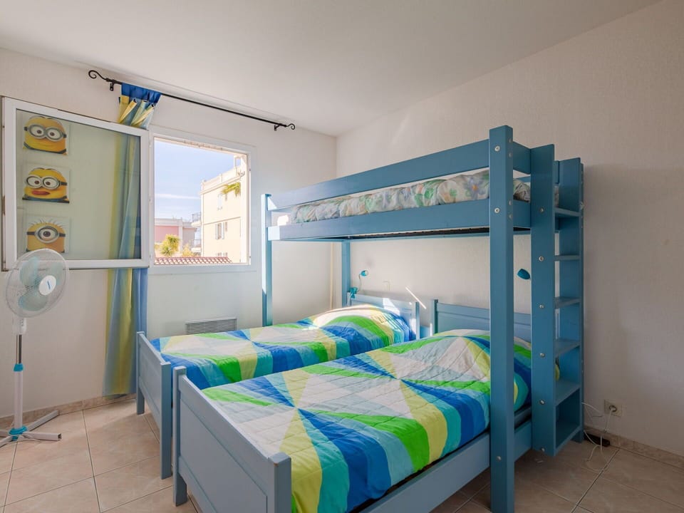Furniture, Building, Azure, Comfort, Bed Frame, Floor, Bed, House, Bunk Bed, Ceiling