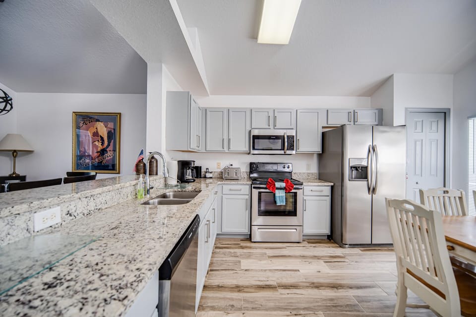 Fully equipped kitchen