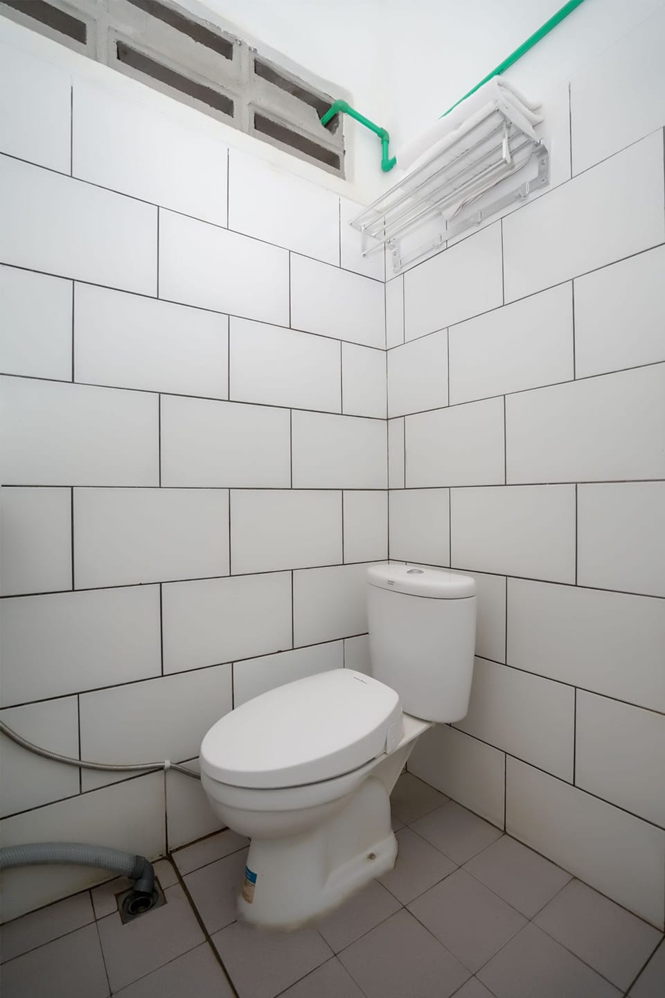 Standard Single Room | Bathroom | Shower, towels