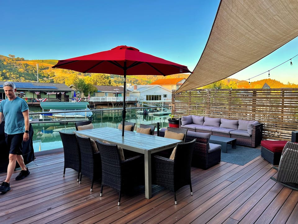 Luxurious Deck