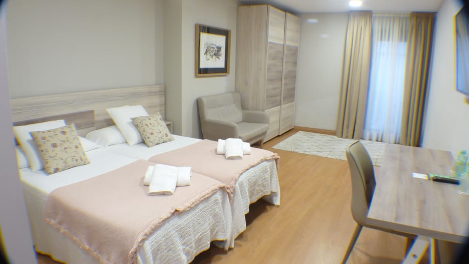 Superior Twin Room, Terrace | 5 bedrooms, blackout drapes, soundproofing, free WiFi