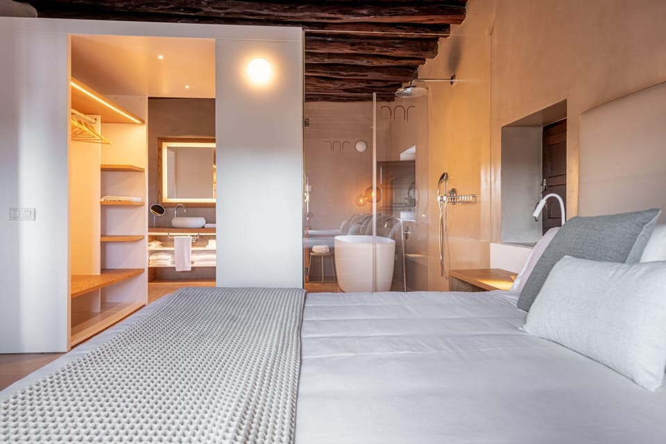 Grand Suite, 1 Bedroom | 1 bedroom, premium bedding, down comforters, minibar