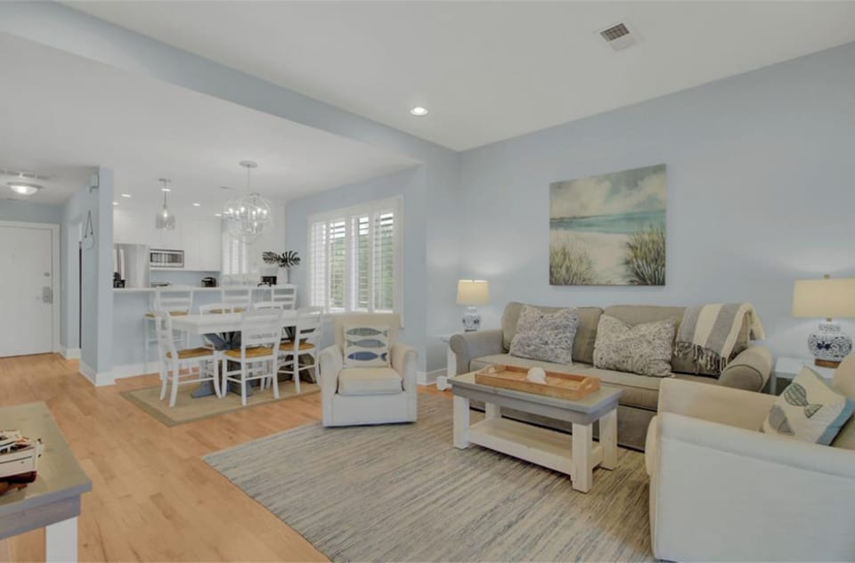 Living Area, 7A Mariners Walk