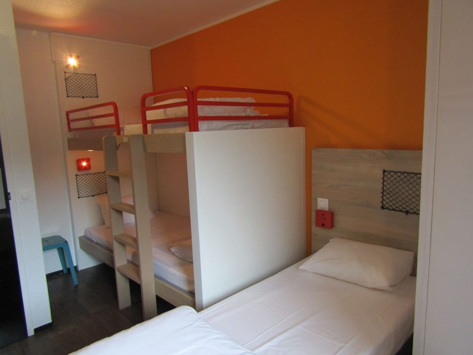 Room, 1 Double Bed (Cabrio) | Laptop workspace, iron/ironing board, free WiFi, bed sheets
