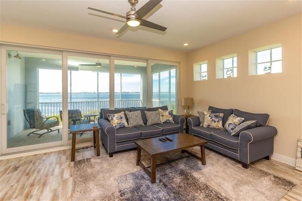 Spacious Living Room
