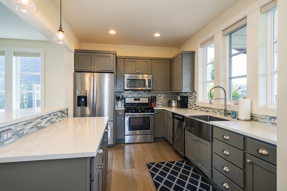 Gourmet kitchen