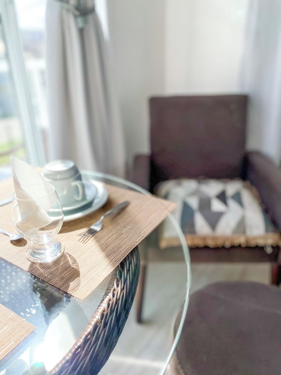 Deluxe Double Room | Minibar, desk, blackout drapes, iron/ironing board