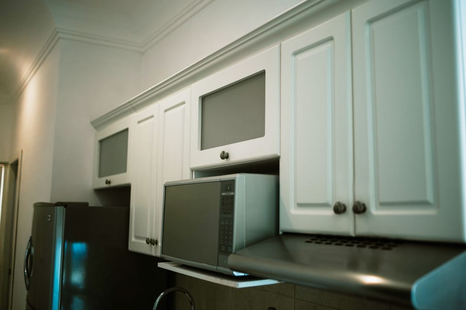 Deluxe Suite | In-room safe, blackout drapes, iron/ironing board (on request)