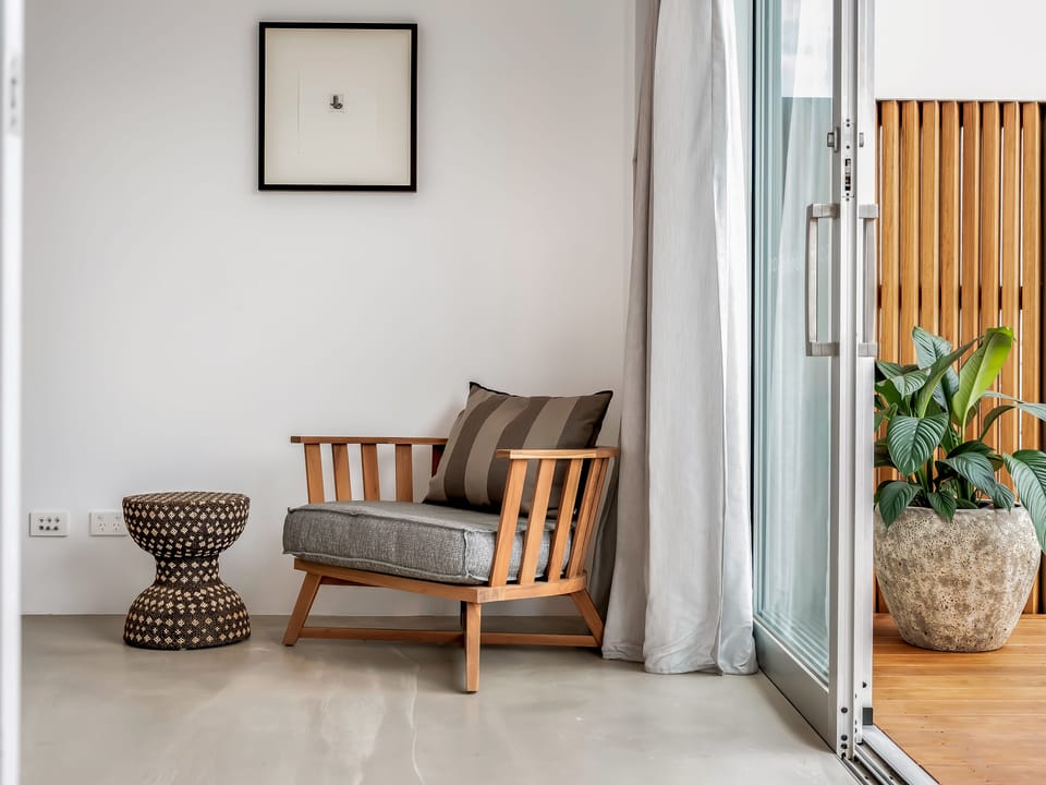 3 Bedroom & Pool Apartment | Premium bedding, soundproofing, iron/ironing board, free WiFi