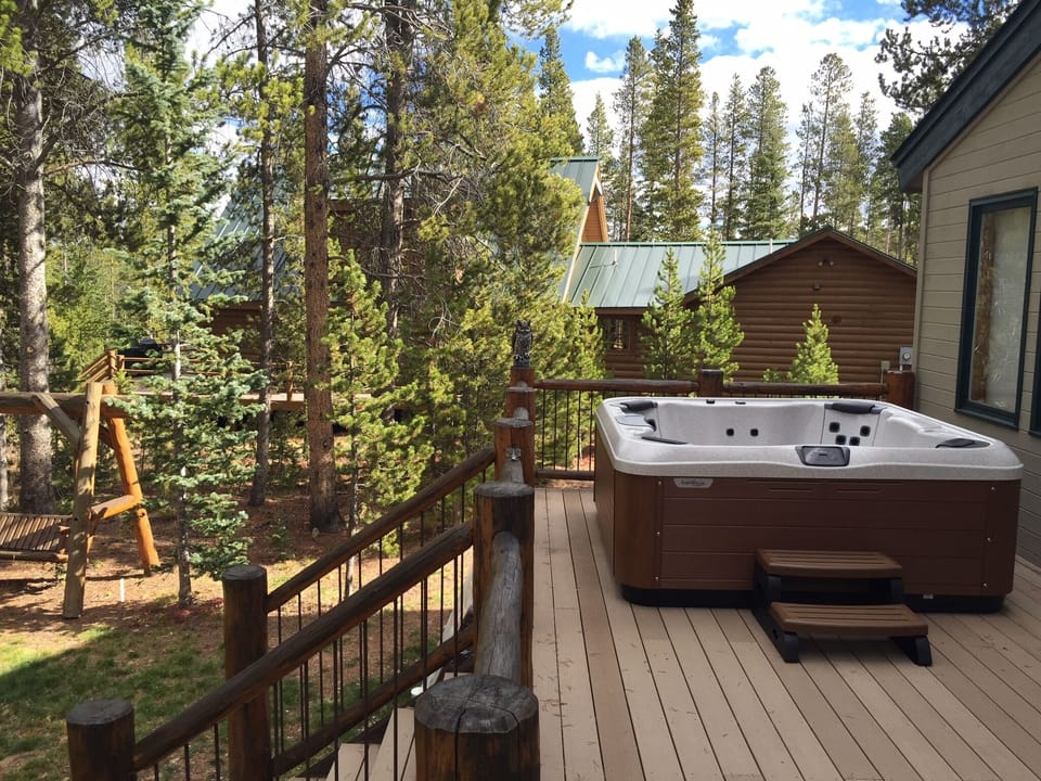 8 person hot tub on back deck
