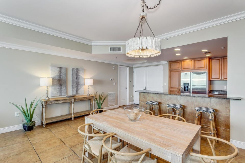 Dining Room 1.2
