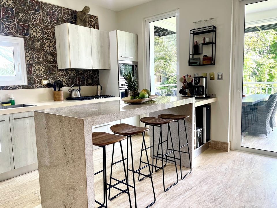Eat in kitchen plus 4 bar stools