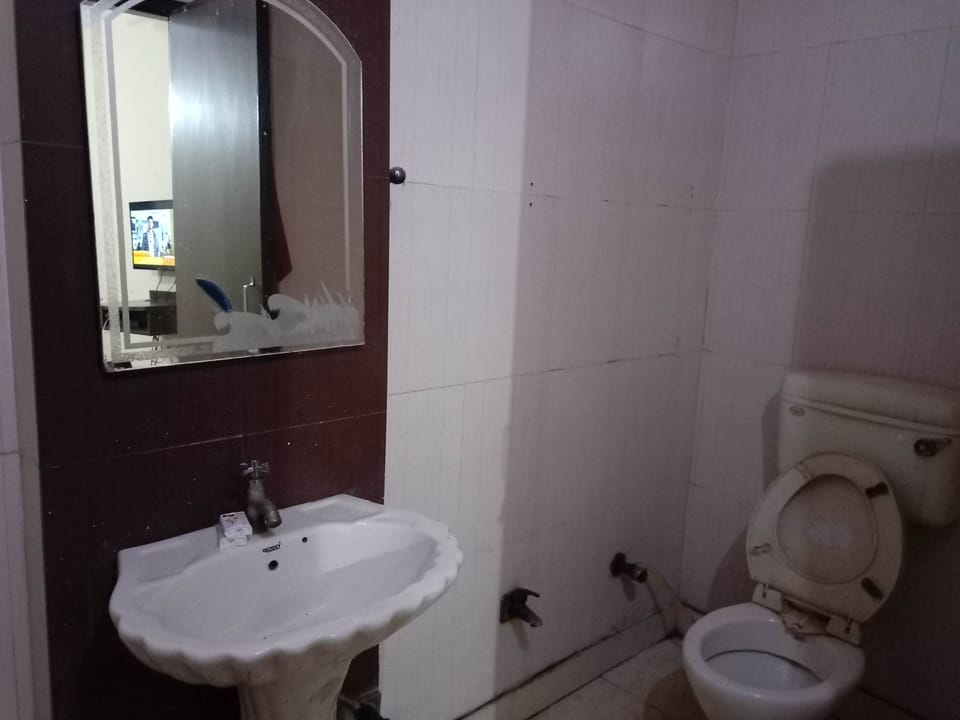 Business Double Room | Bathroom | Shower