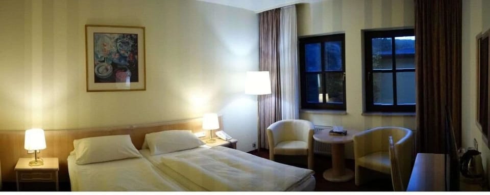 In-room safe, rollaway beds (surcharge), WiFi (free), bed sheets